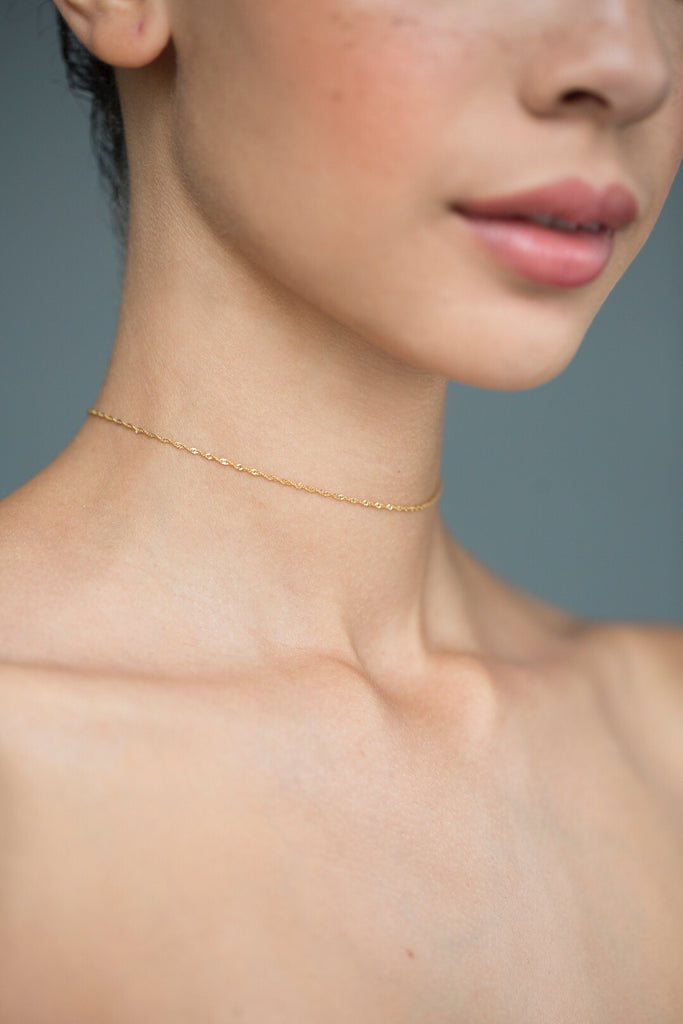 14K GOLD BARELY THERE CHOKER NECKLACE